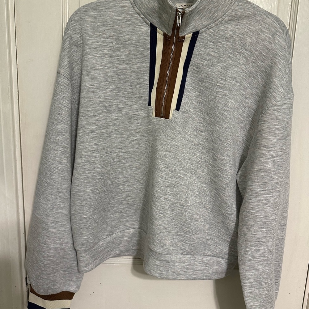 JODIFL Gray Zip-Up Sweater with Brown and Navy Accents